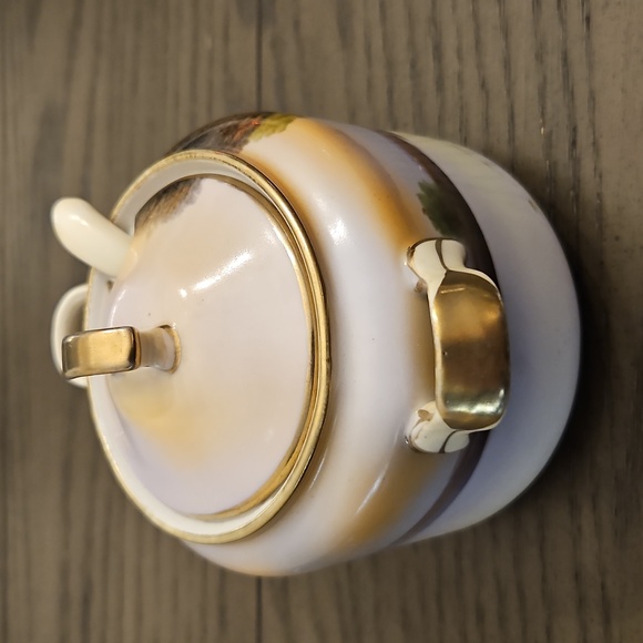 Elegant Vintage Nippon Cream and Gold Serveware Jar - Picture 4 of 16